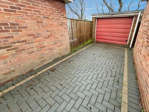 Photo 9- click for photo gallery